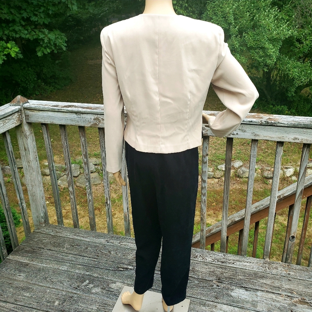 Amanda Smith Petites Dresses 2 pc Suit Jacket & Pants Black & Cream Size 8P - Picture 6 of 16